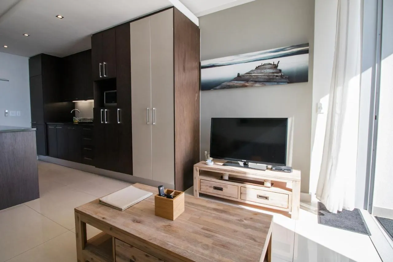 Camps Bay One Bedroom Apartment - The Crystal Cape Town